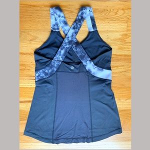 Gray lululemon top size 6